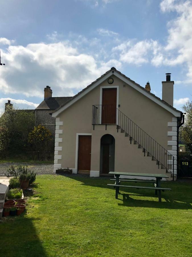 Rural Long Term Accommodation Hillsborough Eksteriør bilde